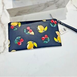 Michael kors  Wristlet